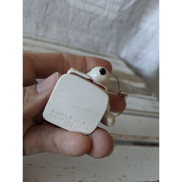 United feature Snoopy Santa bag chimney ornament X - Picture 6 of 6